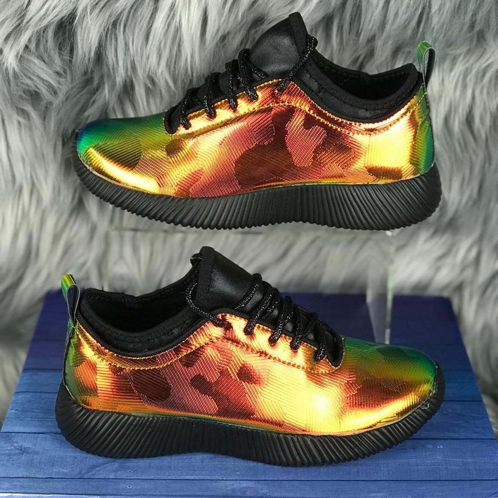 Metallic Holographic Woman’s Sneakers